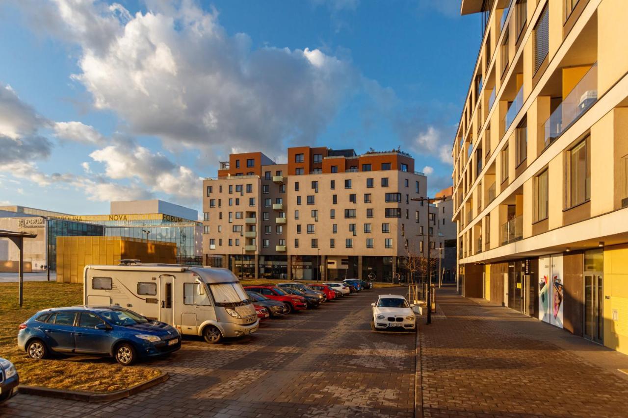 Golden Apartments Rezidence Nova Karolina Ii. Ostrava Kültér fotó